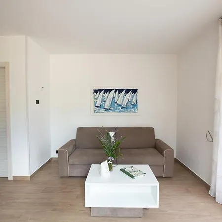 Appartement House Margherita Brenzone